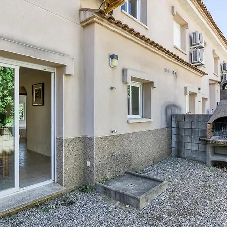 Casa Con Piscina Comunitaria Holiday home *