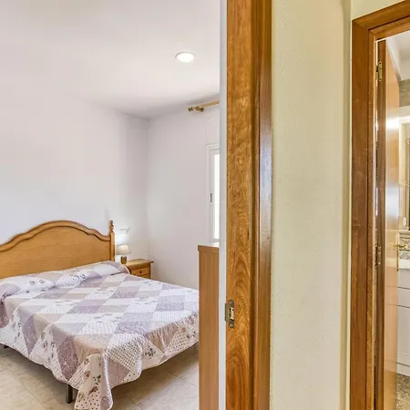 Casa Con Piscina Comunitaria