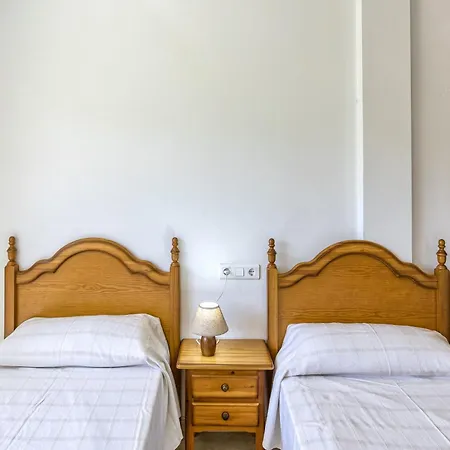 Casa Con Piscina Comunitaria * L'Escala