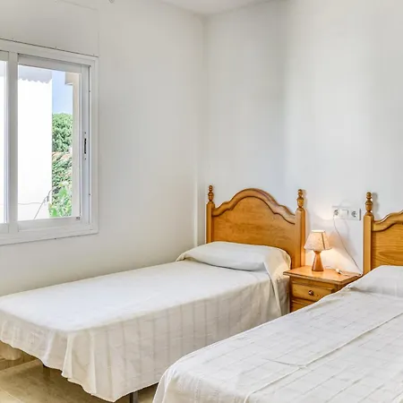 Casa Con Piscina Comunitaria Holiday home *